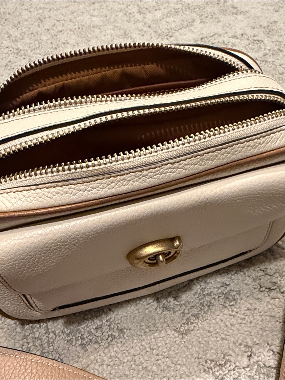 COACH Willow Camera Bag White - Picture 6 of 6